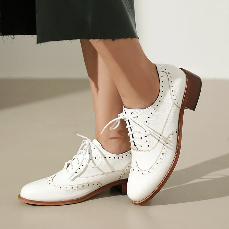 Oxford Shoes Brogue - Scarpe Oxford Brogue da donna con