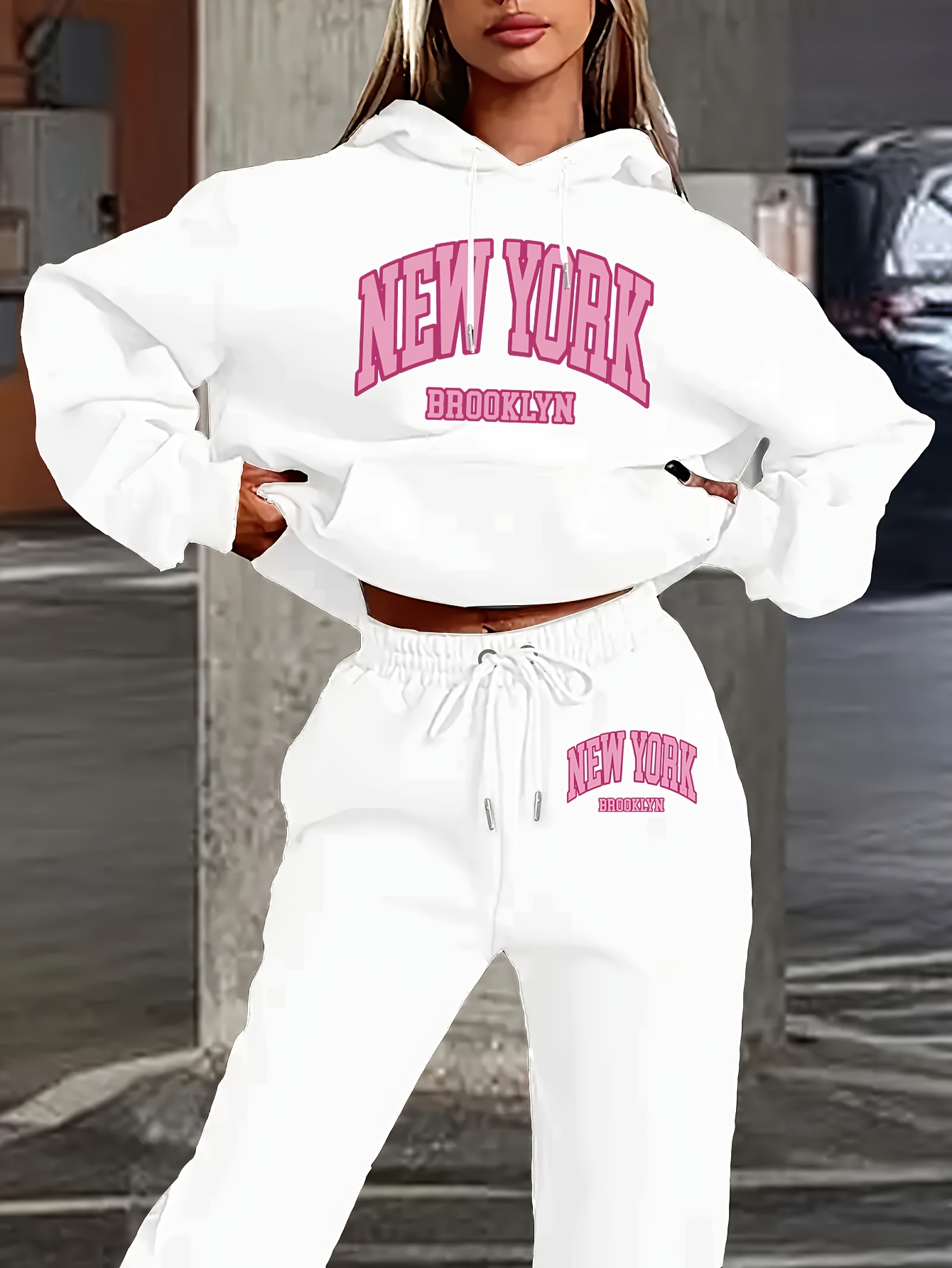 Streetwear Hoodie - Completo da donna composto da due