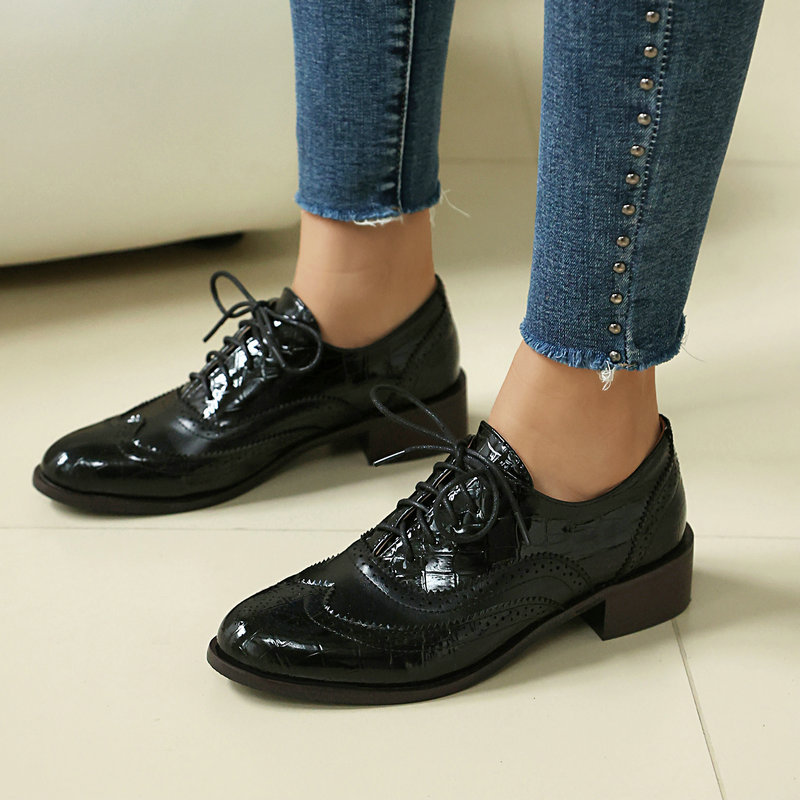 Scarpe Oxford Brogue da Donna  - Oxford Shoes Brogue recensione e prezzo