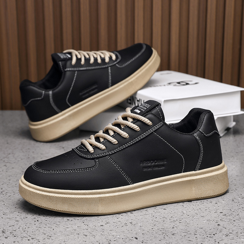2025 Scarpe da studente da uom - Mens Fashion Trainers 2025 recensione e prezzo
