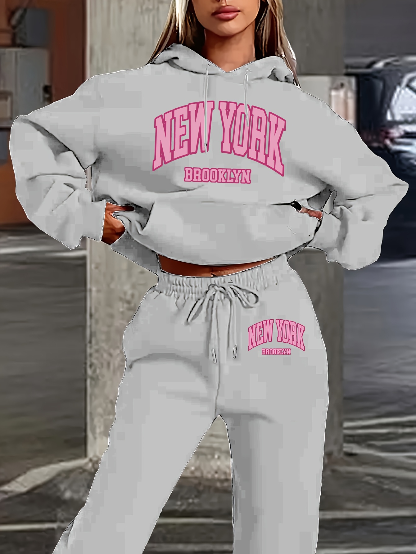 Completo da donna composto da  - Streetwear Hoodie recensione e prezzo