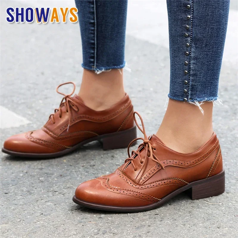 Scarpe basse inglesi da donna  - Oxford Shoes Brogue recensione e prezzo