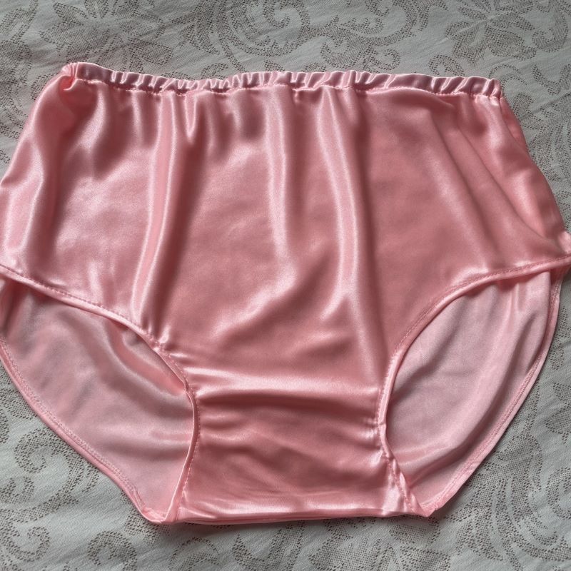 Slip Unisex in Seta Ghiaccio R - Men'S Fashion Underwear recensione e prezzo